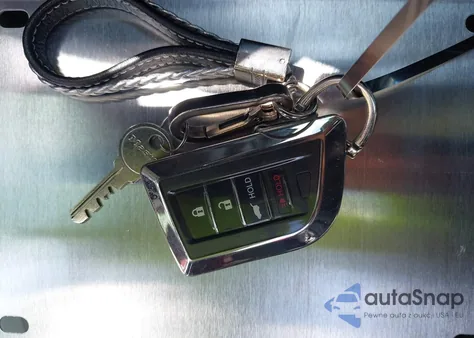 2022 Acura Rdx A-Spec Package z USA, uszkodzony, nr VIN 5J8TC1H67NL005240